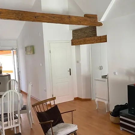 Pianohouse Center Apartman Porec